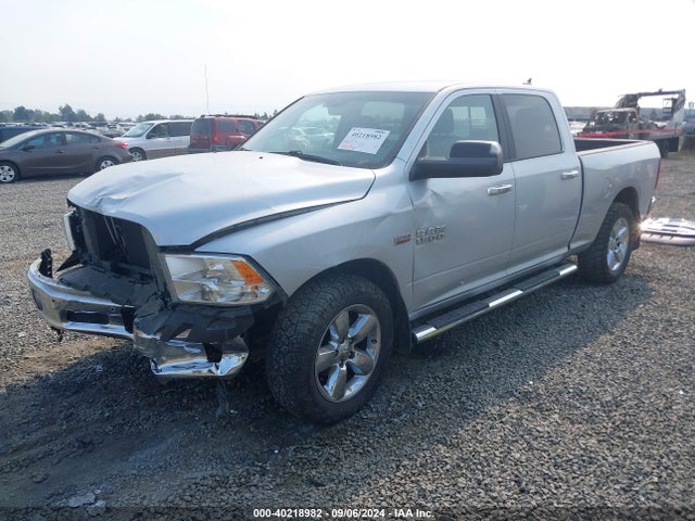 1C6RR7TTXHS637027 RAM 1500 Big Horn  4x4 6'4 Box