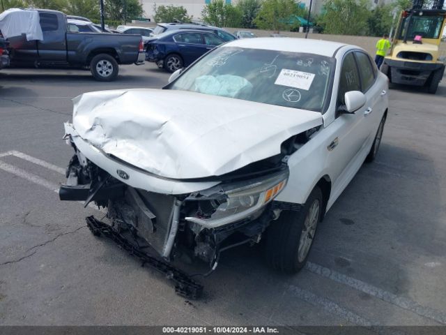 5XXGT4L38GG031945 KIA Optima Lx