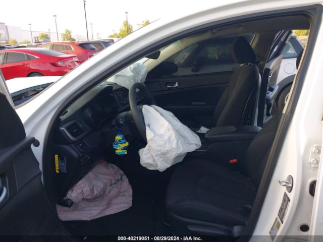 5XXGT4L38GG031945 KIA Optima Lx