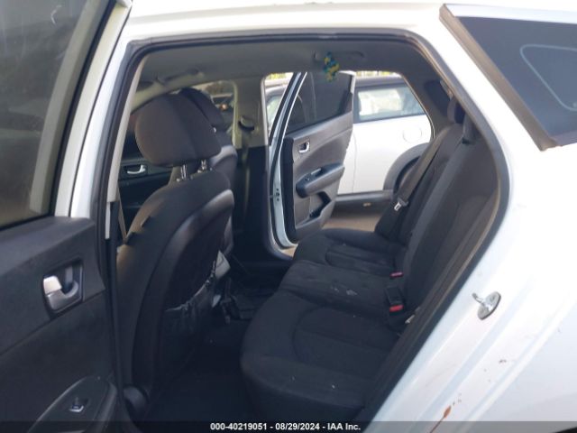 5XXGT4L38GG031945 KIA Optima Lx