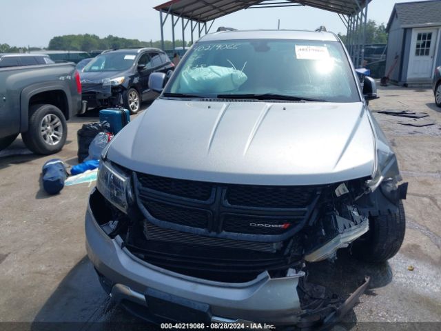 3C4PDCGB2KT859933 Dodge Journey Crossroad