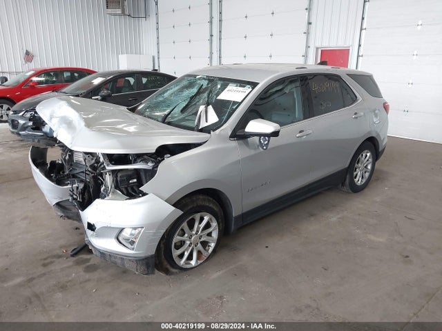 Chevrolet EQUINOX LT 2018 2GNAXJEV3J6195621 Image 2