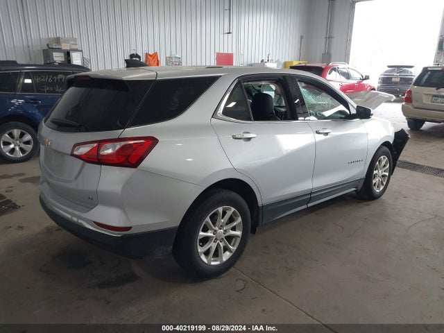 Chevrolet EQUINOX LT 2018 2GNAXJEV3J6195621 Image 4