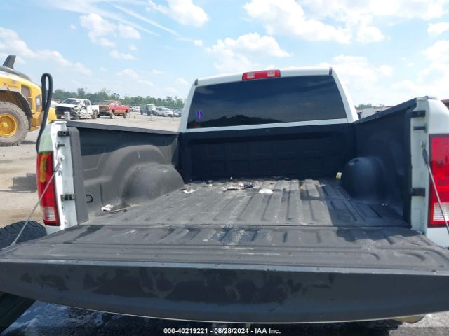 1C6RR7FT3KS720463 RAM 1500 Classic Tradesman Quad Cab 4x4 6'4 Box