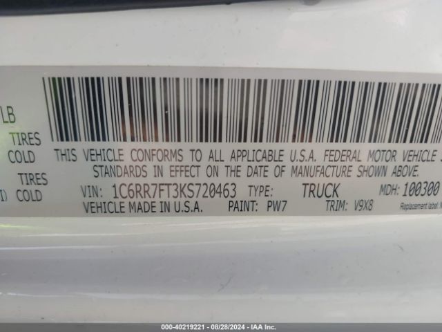 1C6RR7FT3KS720463 RAM 1500 Classic Tradesman Quad Cab 4x4 6'4 Box