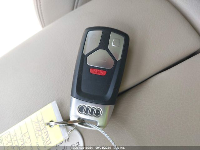 WA1LAAF79JD035998 Audi Q7 3.0t Premium