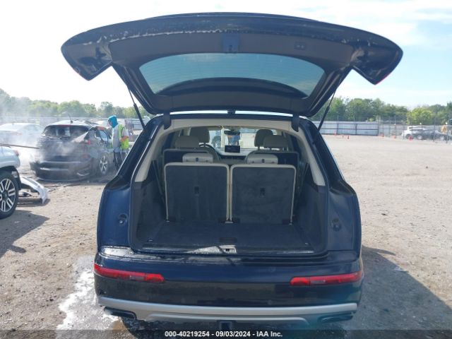 WA1LAAF79JD035998 Audi Q7 3.0t Premium
