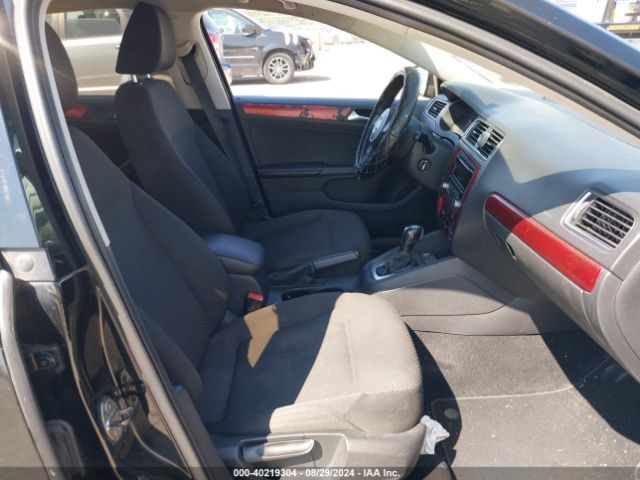 3VW2K7AJXEM432731 Volkswagen Jetta 2.0l S