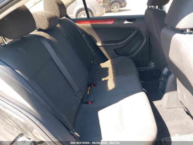3VW2K7AJXEM432731 Volkswagen Jetta 2.0l S