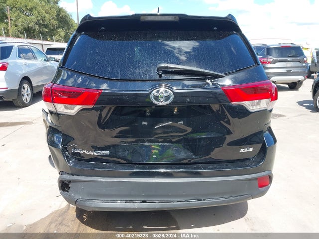 Toyota Highlander Xle 2017 5TDKZRFH1HS523827 Image 16