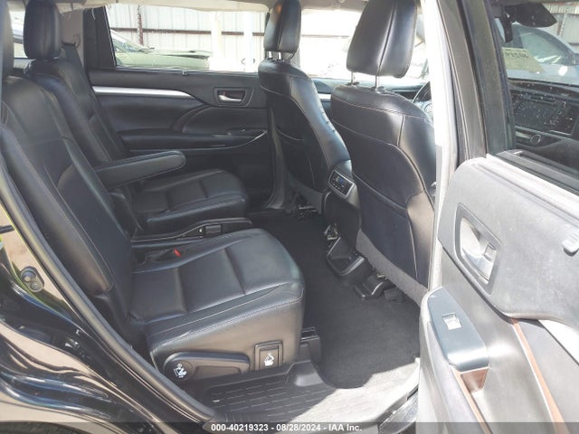 Toyota Highlander Xle 2017 5TDKZRFH1HS523827 Image 8