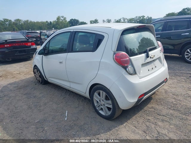 Chevrolet Spark Ls Auto 2014 KL8CB6S97EC414946 Image 3