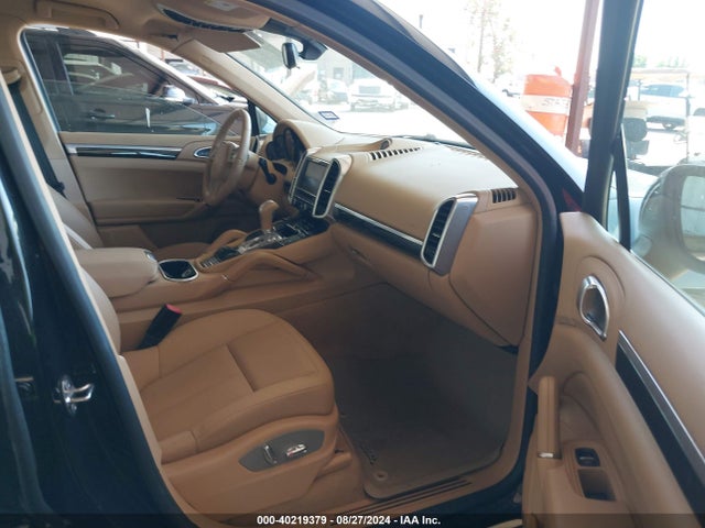 2013 PORSCHE CAYENNE WP1AA2A20DLA07689 Photo 4