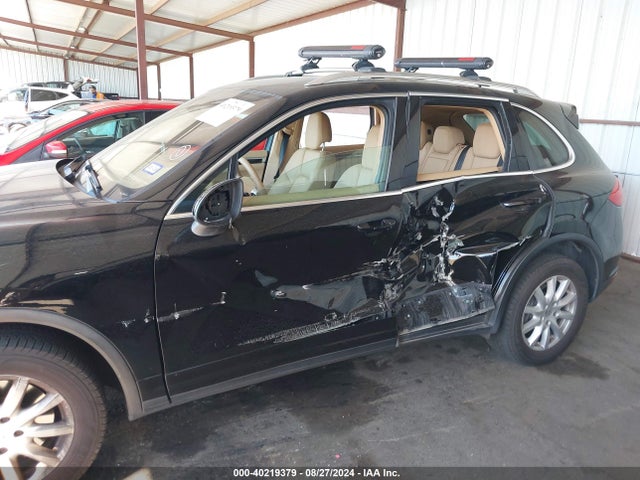 2013 PORSCHE CAYENNE WP1AA2A20DLA07689 Photo 5