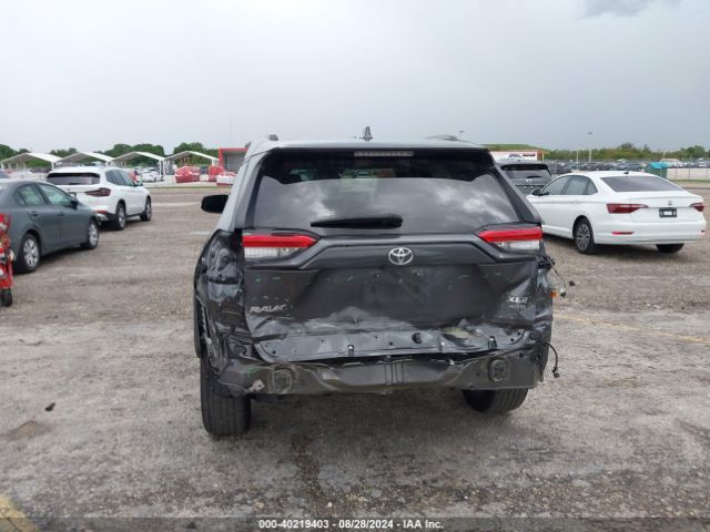 2T3A1RFV0NW327543 Toyota Rav4 Xle Premium