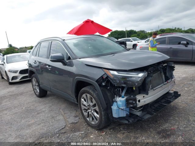 2T3A1RFV0NW327543 Toyota Rav4 Xle Premium