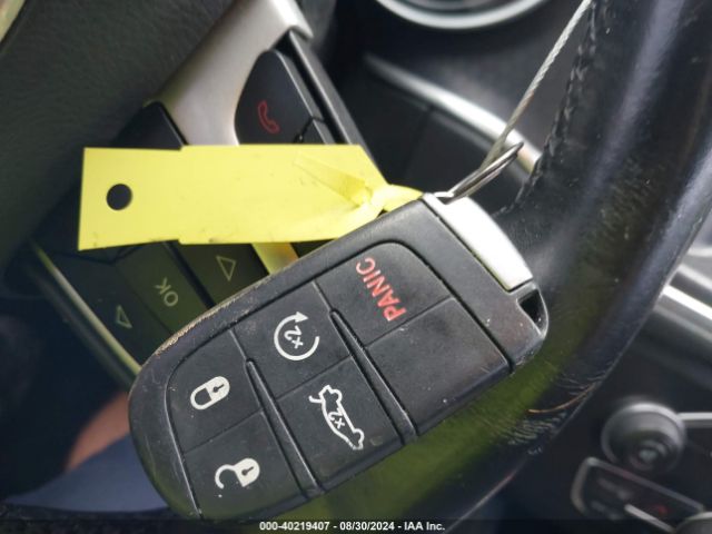 2C3CDXJG2GH229165 Dodge Charger Sxt