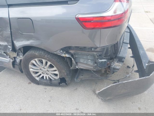 5TDYK3DCXFS619391 Toyota Sienna Xle Premium 8 Passenger