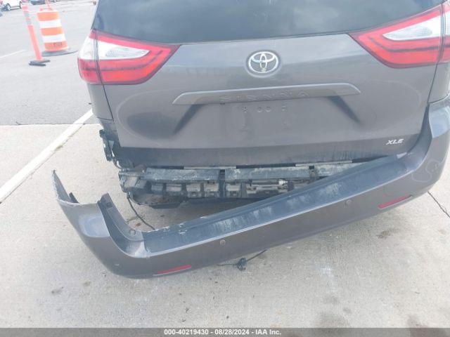 5TDYK3DCXFS619391 Toyota Sienna Xle Premium 8 Passenger
