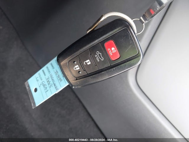 5TDKDRAH1PS523668 Toyota Highlander Le