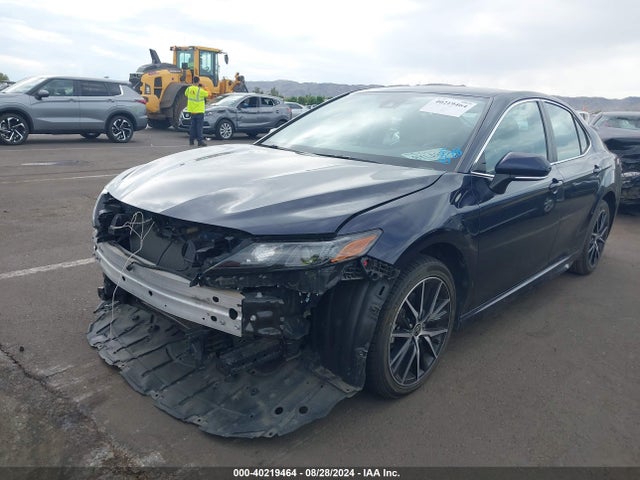 Toyota CAMRY SE 2022 4T1G11AK5NU670334 Image 2