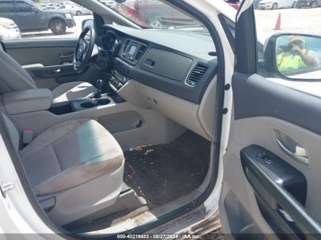 KNDMB5C19G6164190 KIA SEDONA LX