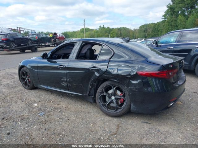 ZARFAEENXH7542658 Alfa Romeo Giulia Ti Awd