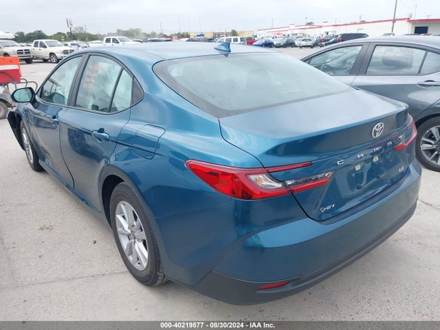 Toyota CAMRY LE 2025 4T1DAACK5SU520493 Image 3