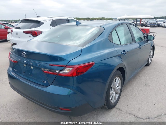 Toyota CAMRY LE 2025 4T1DAACK5SU520493 Image 4