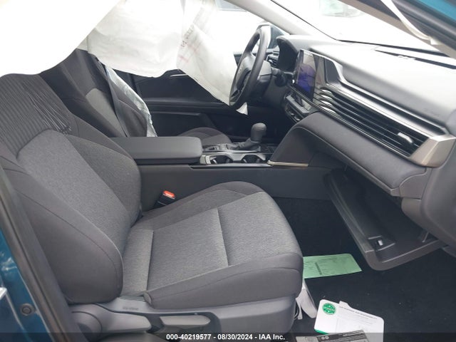 Toyota CAMRY LE 2025 4T1DAACK5SU520493 Image 5