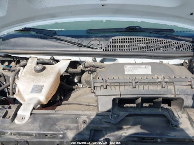 1GCWGAFP3J1343798 Chevrolet Express 2500 Work Van