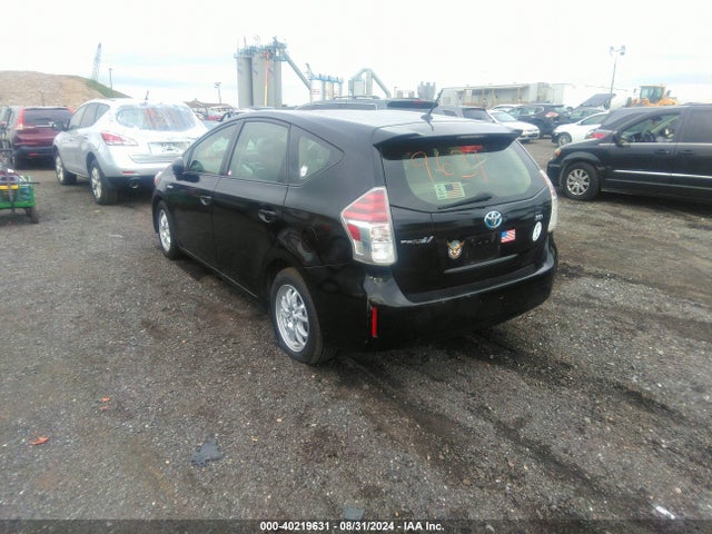 Toyota Prius V Two 2015 JTDZN3EU4FJ020695 Image 3