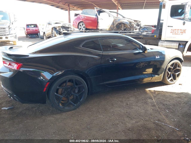 Chevrolet CAMARO 2SS 2018 1G1FH1R70J0186562 Image 13