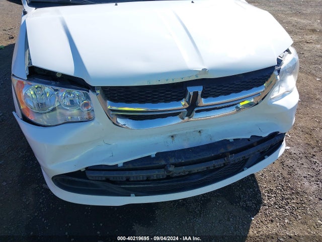 2C4RDGBGXFR640245 Dodge Grand Caravan Se/sxt