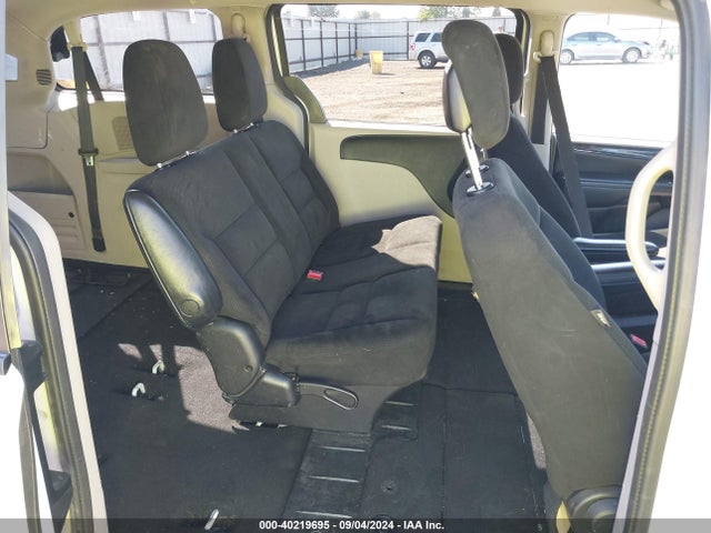 2C4RDGBGXFR640245 Dodge Grand Caravan Se/sxt