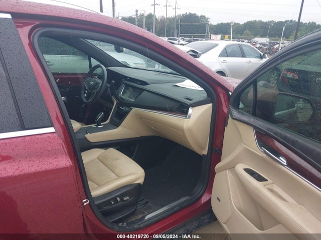 1GYKNCRS0HZ115182 Cadillac Xt5 Premium Luxury
