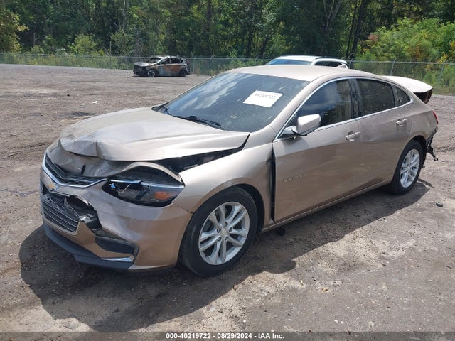 Chevrolet MALIBU LT 2018 1G1ZD5ST4JF247240 Image 2