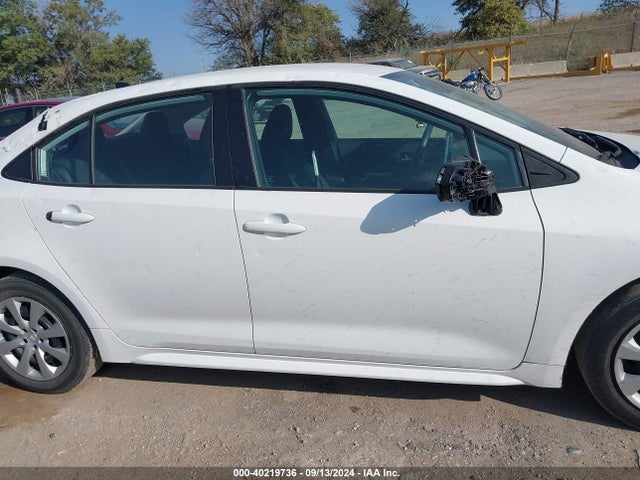 Toyota COROLLA LE 2021 5YFEPMAEXMP167917 Image 13