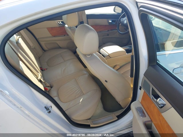 2009 JAGUAR XF SAJWA05B69HR43107 Photo 7