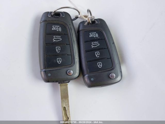 3KPC24A62NE157562 Hyundai ACCENT SE
