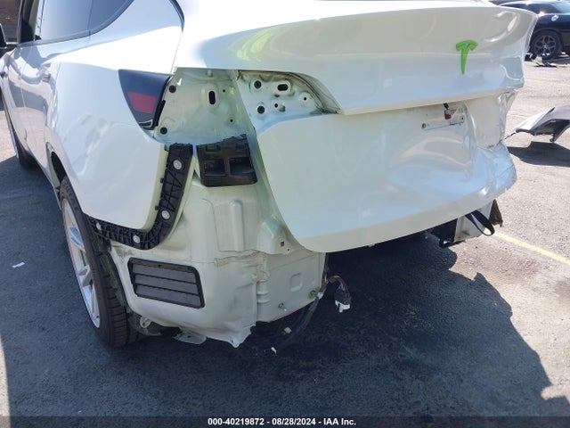 2022 TESLA MODEL Y 7SAYGDEE6NF362890 Photo 5