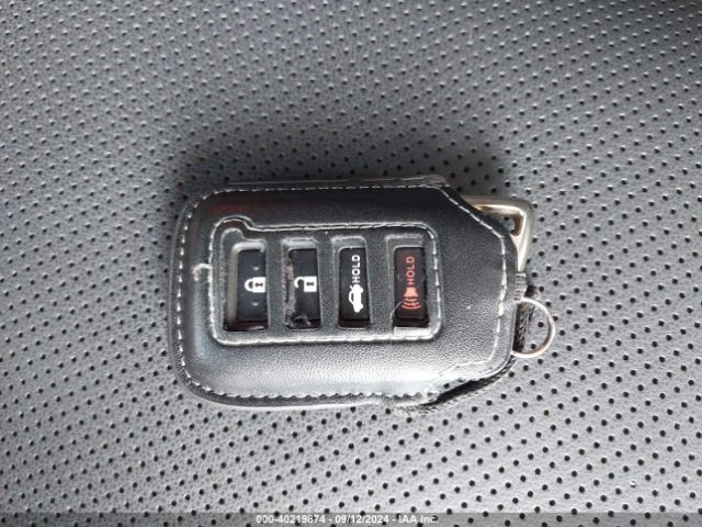 JTHD81F29N5048341 Lexus IS 300
