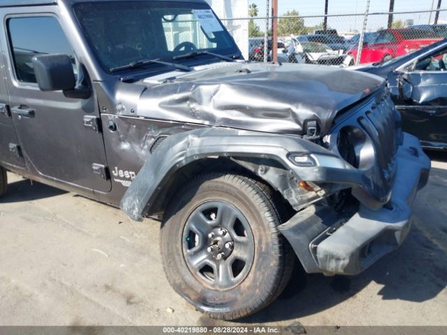 1C4HJXDN6JW200720 Jeep Wrangler Unlimited Sport 4x4
