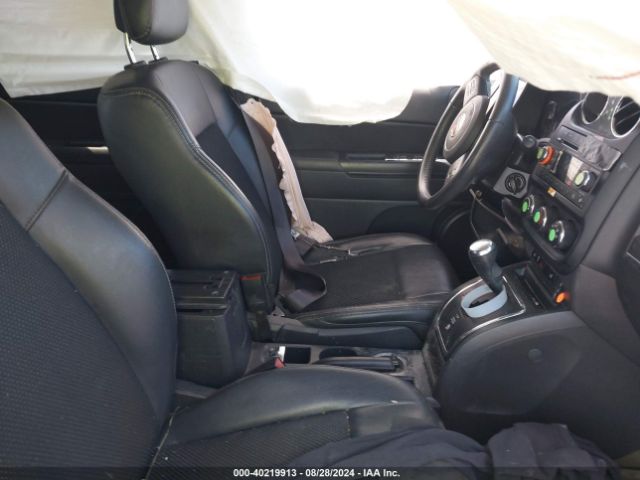 1C4NJRBB3GD786370 Jeep Patriot Sport Se