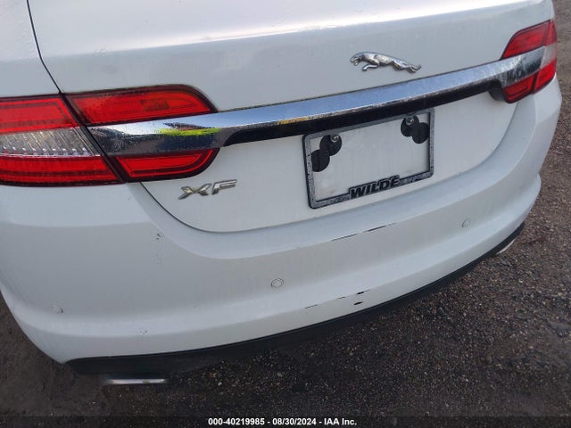 2013 JAGUAR XF SAJWA0ES9DPS95969 Photo 5