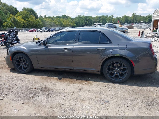 Chrysler 300 300s 2019 2C3CCABG9KH537862 Image 14
