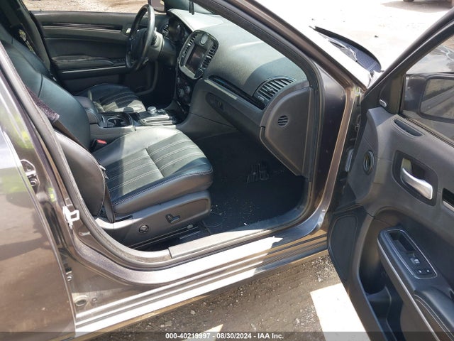 2C3CCABG9KH537862 Chrysler 300 300s