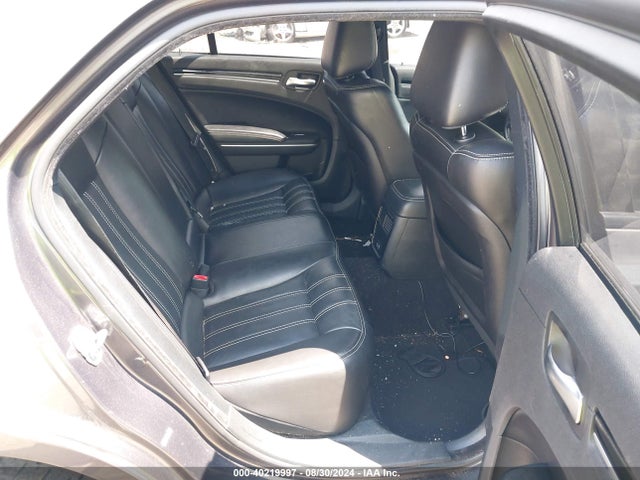 2C3CCABG9KH537862 Chrysler 300 300s
