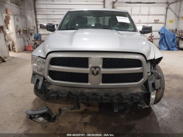 1C6RR7FG8JS230781 RAM 1500 Express Quad Cab 4x4 6'4 Box