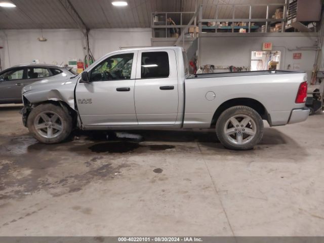 1C6RR7FG8JS230781 RAM 1500 Express Quad Cab 4x4 6'4 Box
